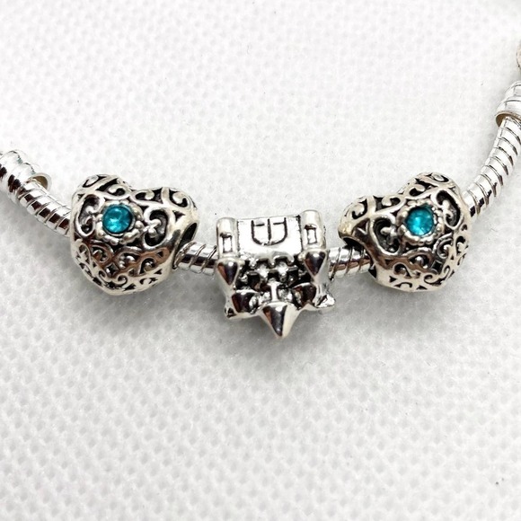 SILVER Plated Blue Elsa Disney Snake Style Charm Bracelet - Picture 4 of 8